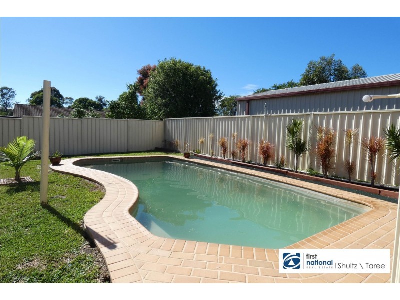 16 Woodcliff Parade, Taree NSW 2430