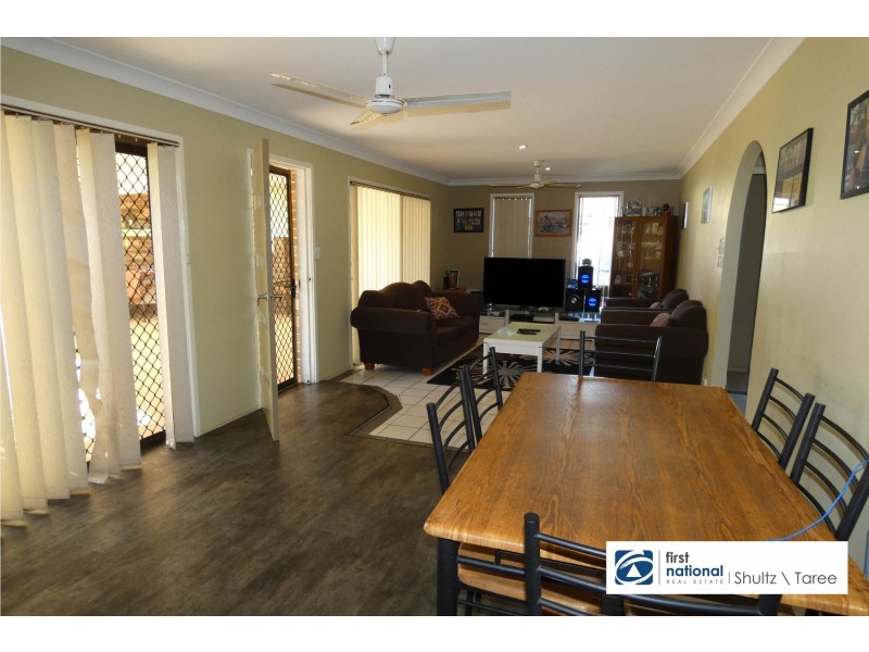 16 Woodcliff Parade, Taree NSW 2430