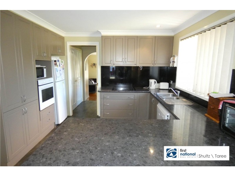 16 Woodcliff Parade, Taree NSW 2430