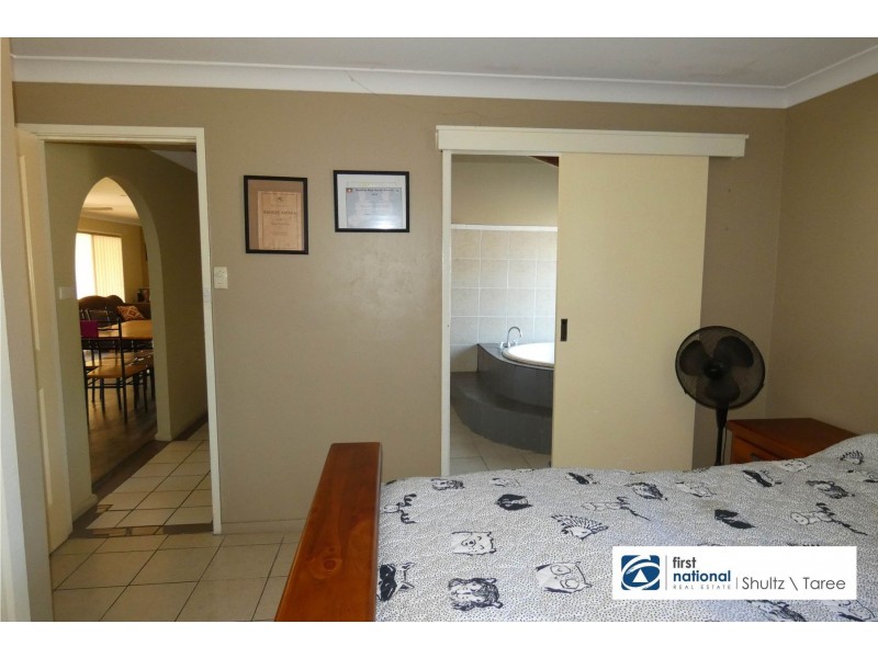 16 Woodcliff Parade, Taree NSW 2430