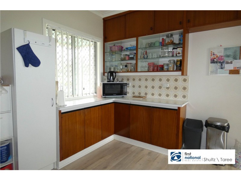 24 Edinburgh Drive, Taree NSW 2430