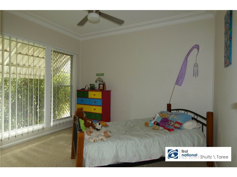 24 Edinburgh Drive, Taree NSW 2430