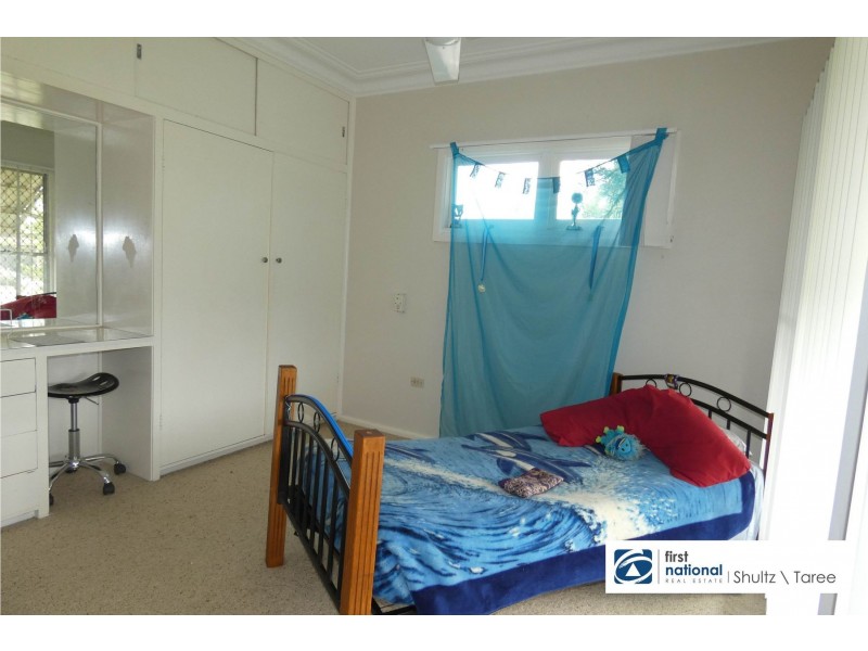 24 Edinburgh Drive, Taree NSW 2430