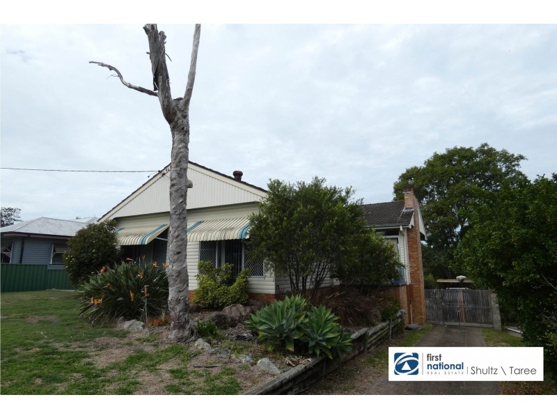 24 Edinburgh Drive, Taree NSW 2430