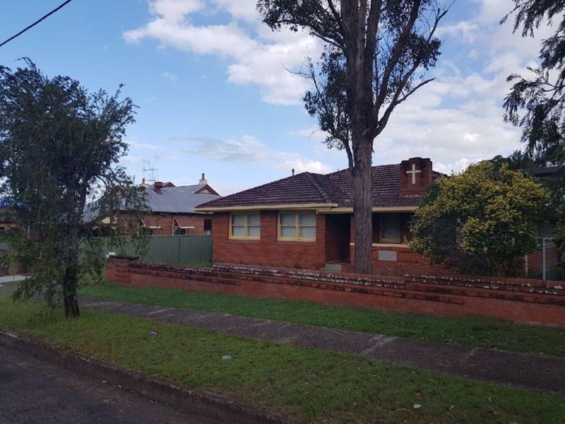 8 Farquhar Street, Wingham NSW 2429