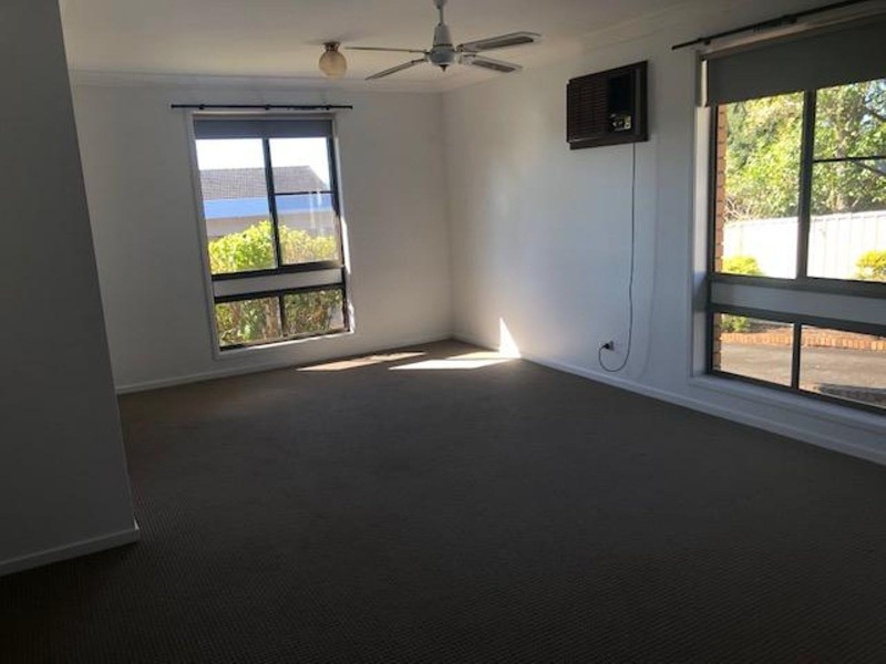 1/60 Farquhar Street, Wingham NSW 2429