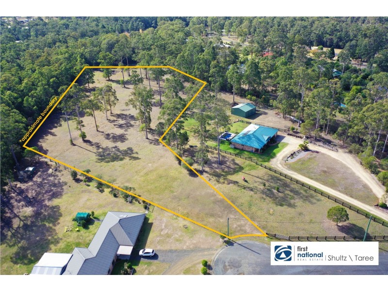 5 Clare Place, Taree NSW 2430