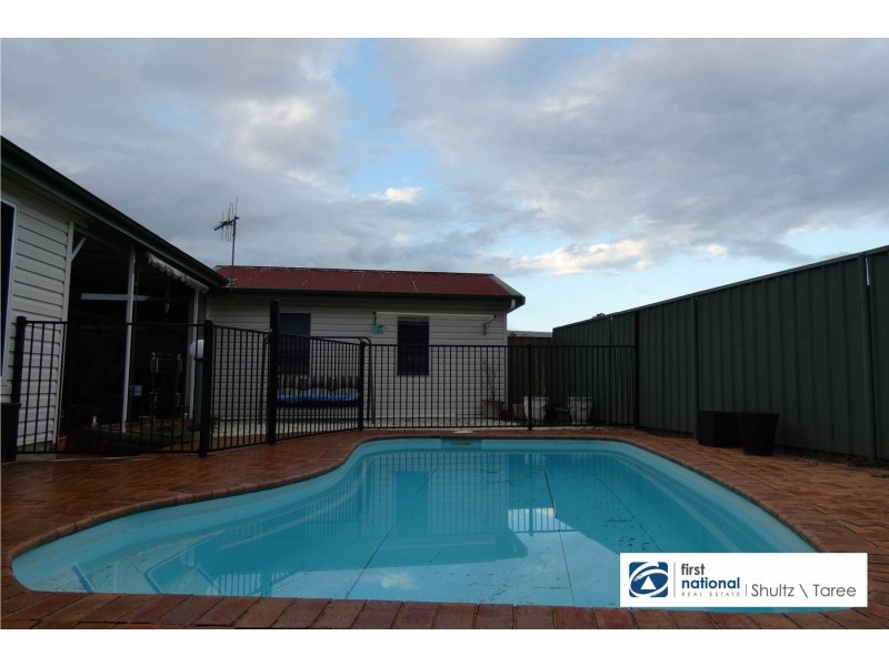 12 Chatham Avenue, Taree NSW 2430