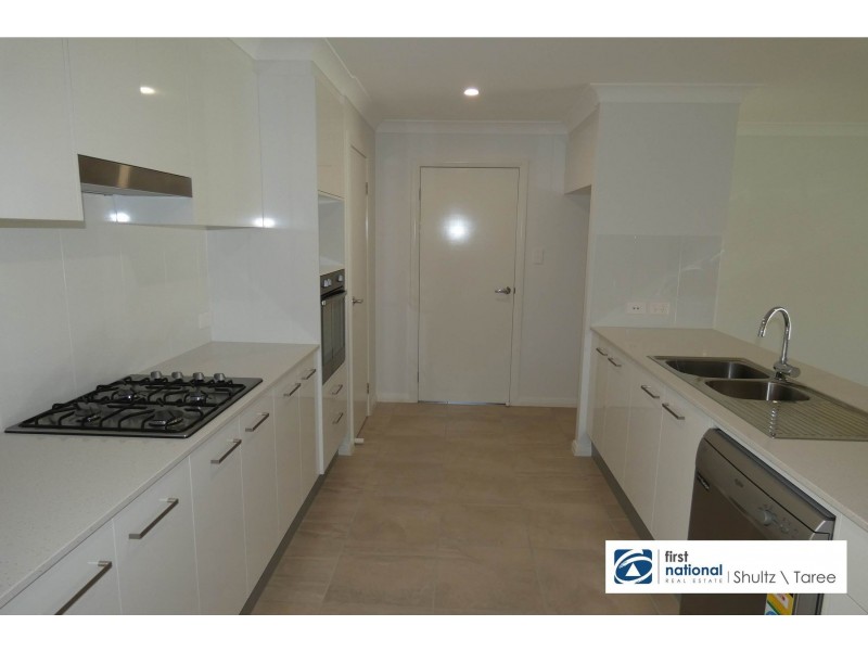 8 Butea Drive, Taree NSW 2430