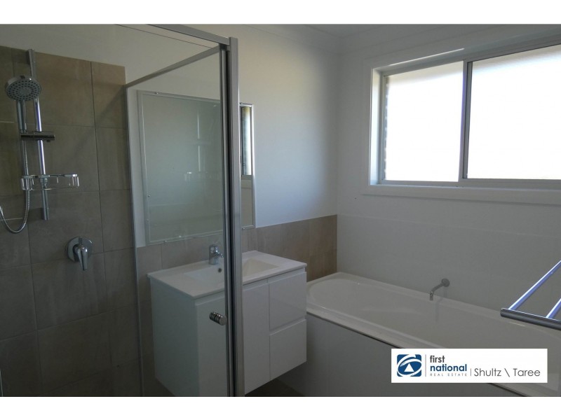 8 Butea Drive, Taree NSW 2430