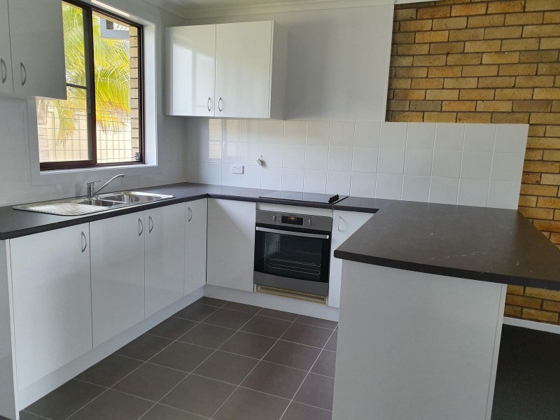 2/19 Frances Street, Taree NSW 2430