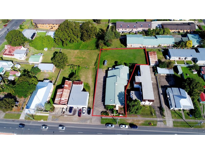 16 Commerce Street, Taree NSW 2430
