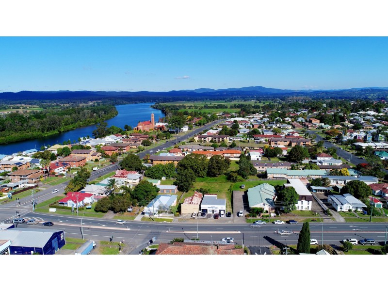 16 Commerce Street, Taree NSW 2430