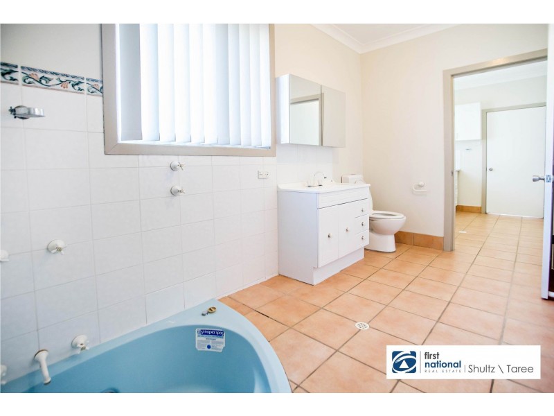 11 Spence Street, Taree NSW 2430