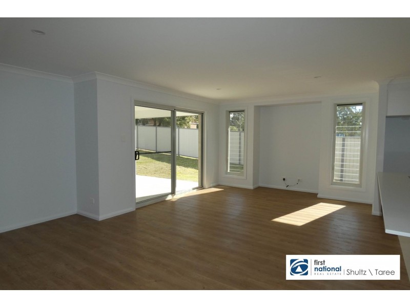27 Melaleuca Place, Taree NSW 2430
