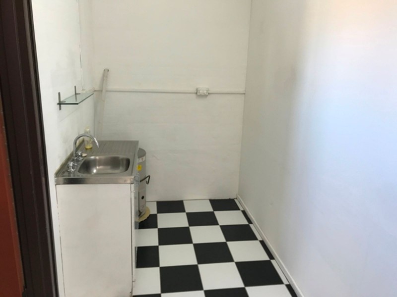 2/2 Albert Lane, Taree NSW 2430