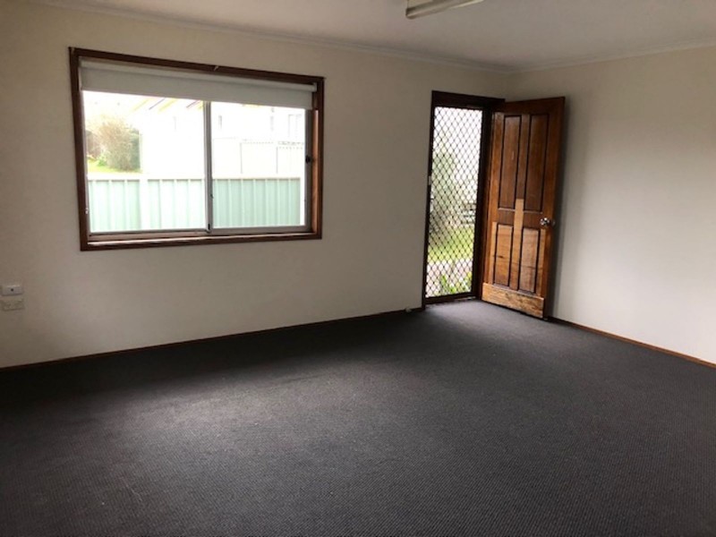 2/7 Davis Street, Taree NSW 2430