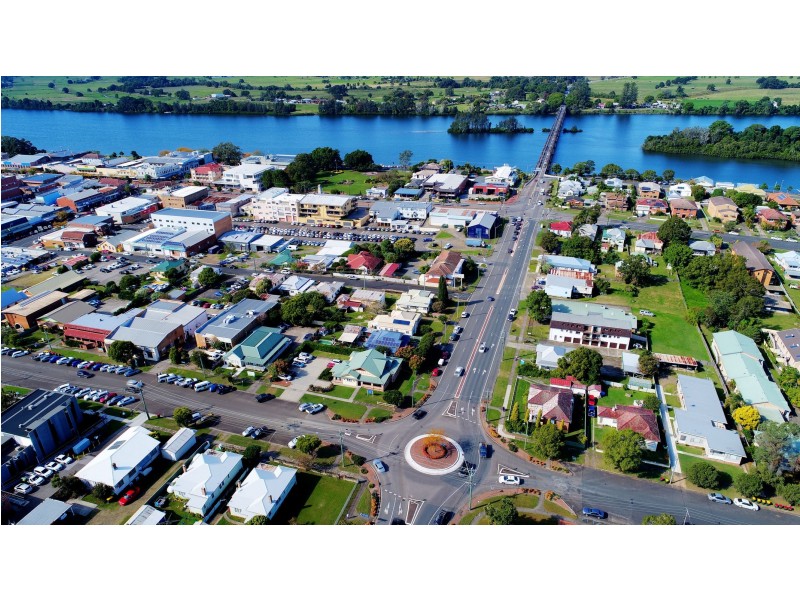 16 Commerce Street, Taree NSW 2430