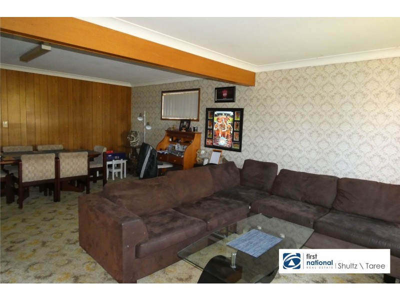 16 Coulston Street, Taree NSW 2430