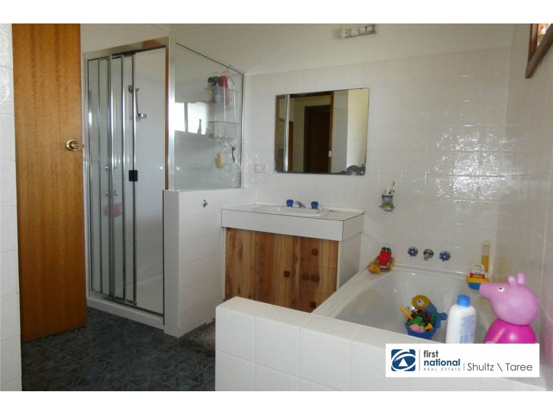 16 Coulston Street, Taree NSW 2430