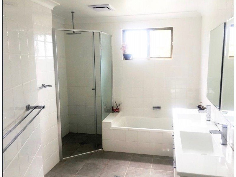 3 Railton Avenue, Taree NSW 2430