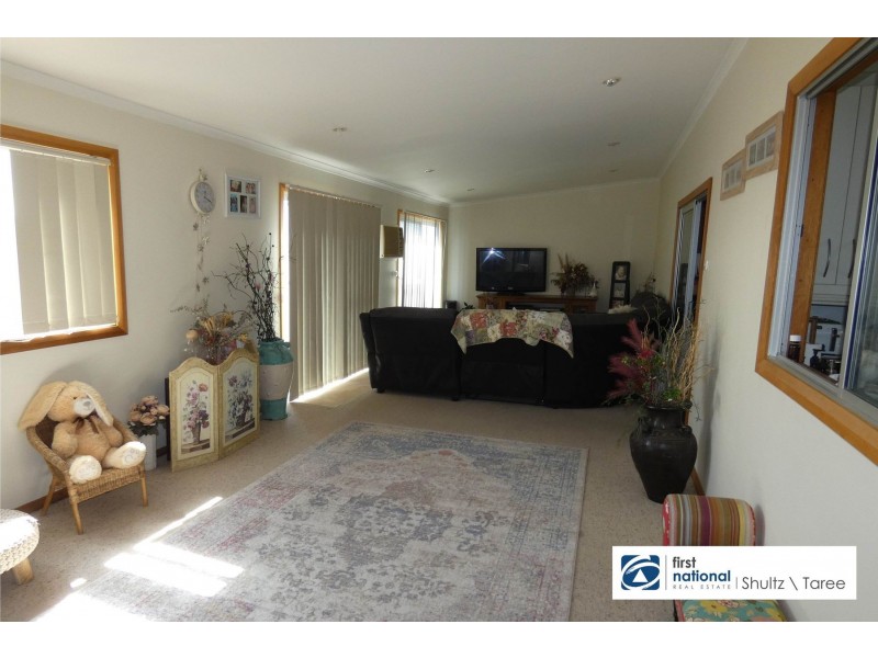 8 Manchester Street, Tinonee NSW 2430