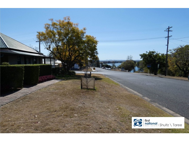 8 Manchester Street, Tinonee NSW 2430