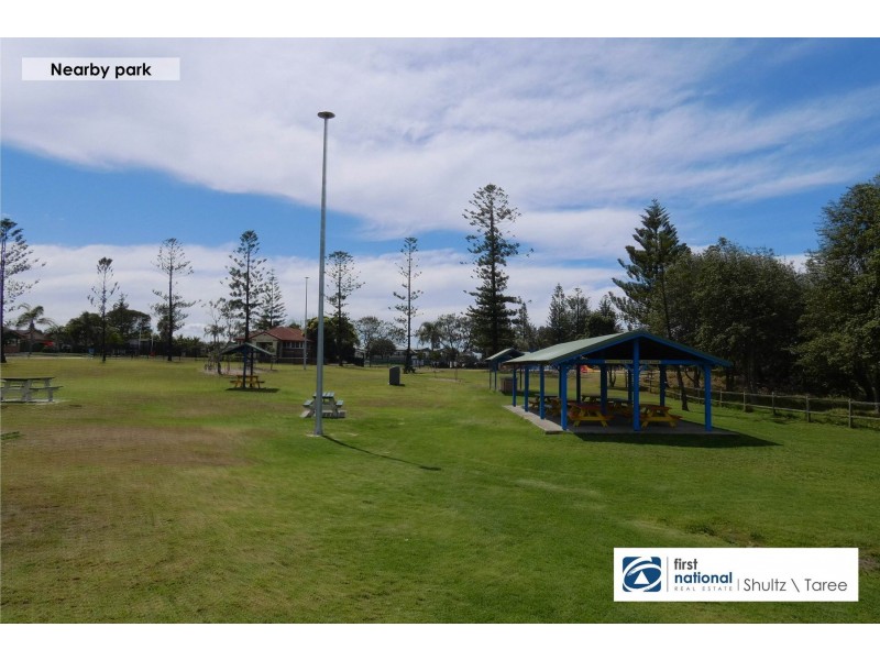 5/35-37 Old Bar Road, Old Bar NSW 2430