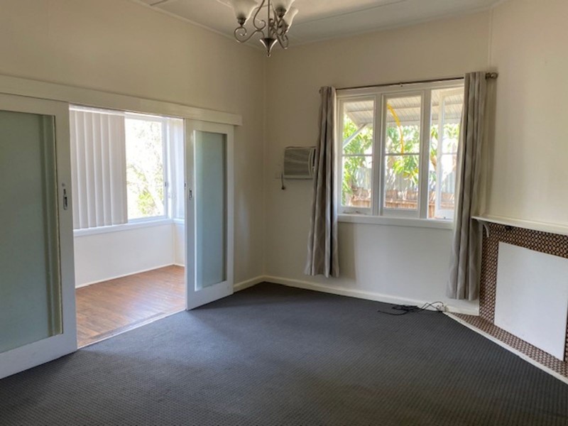 4 Frances Street, Taree NSW 2430