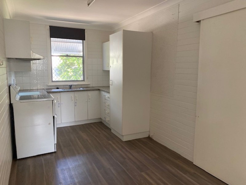 4 Frances Street, Taree NSW 2430