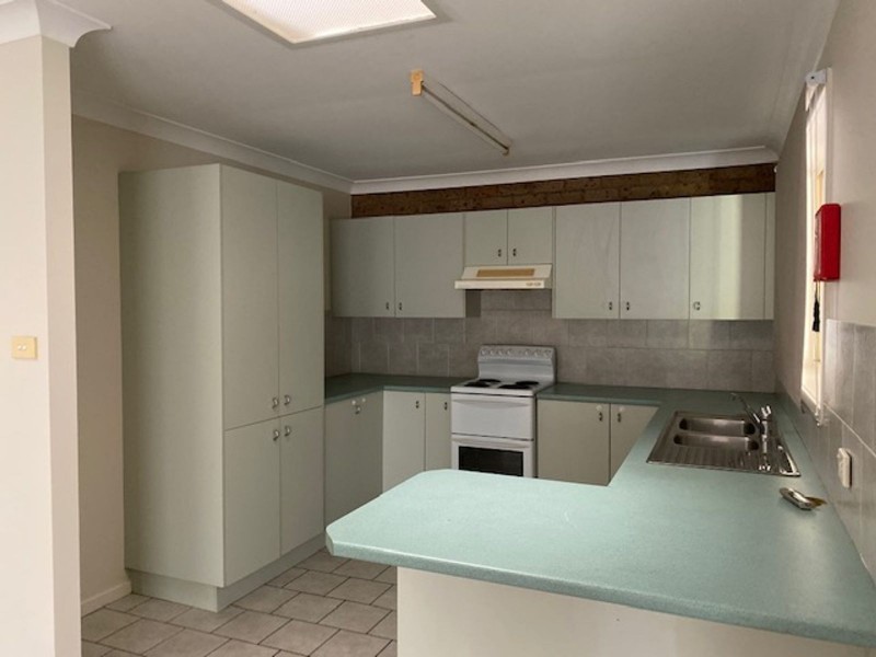 2/16 Commerce Street, Taree NSW 2430