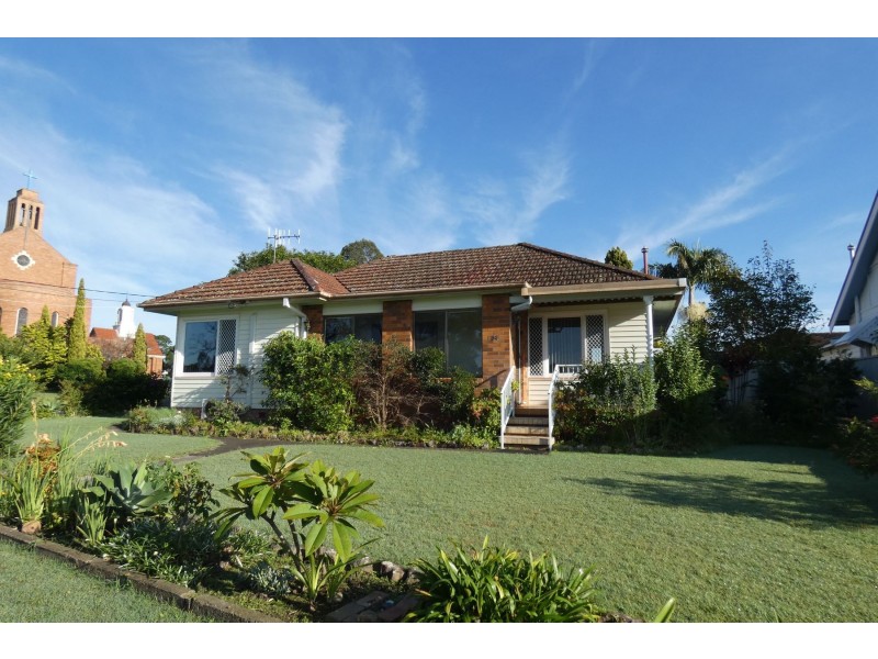 84 River Street, Taree NSW 2430