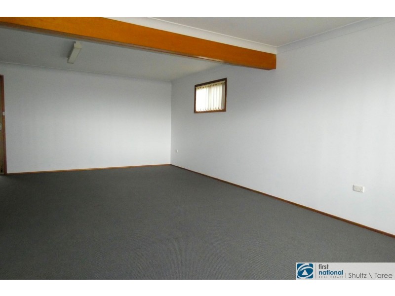 16 Coulston Street, Taree NSW 2430