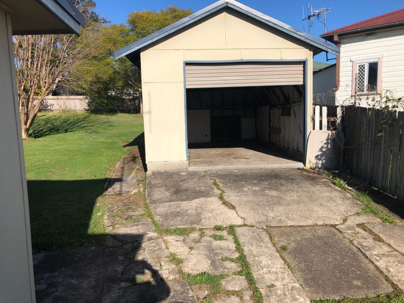 20 Golf Avenue, Taree NSW 2430