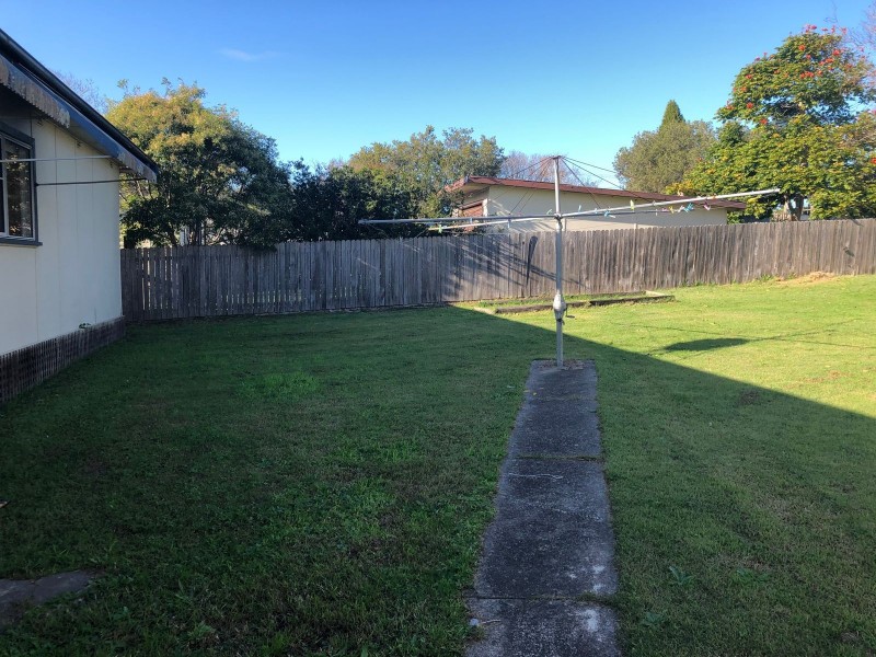 20 Golf Avenue, Taree NSW 2430