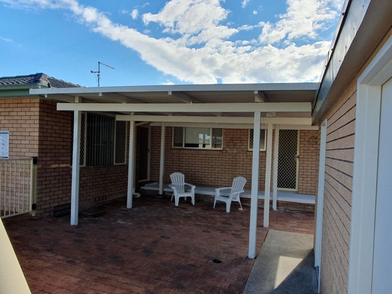 24 Joel Drive, Old Bar NSW 2430