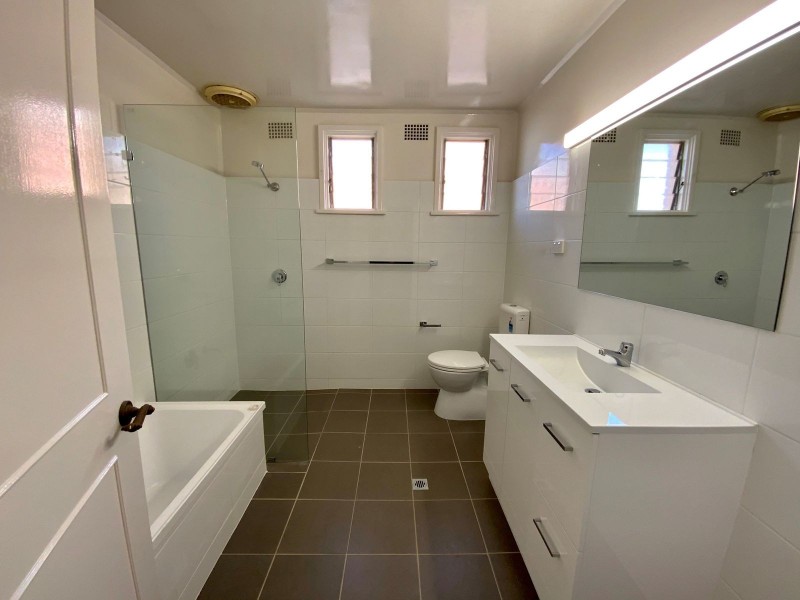 208-212 Victoria Street, Taree NSW 2430