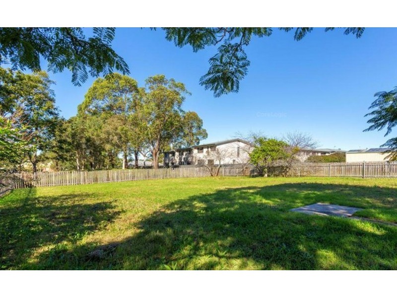 24 Robertson Street, Taree NSW 2430