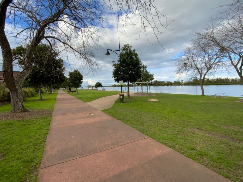 208-212 Victoria Street., Taree NSW 2430