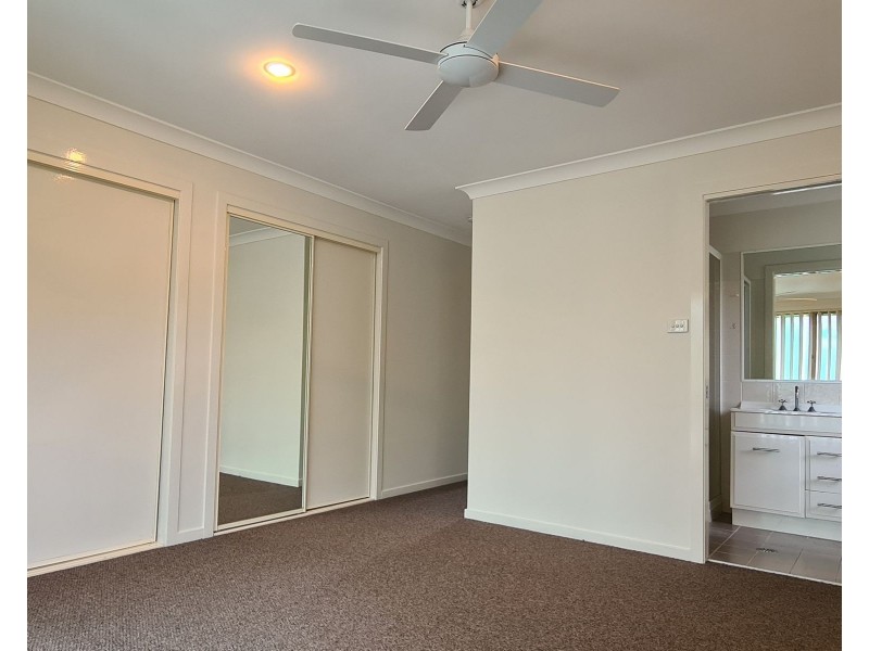 6 Pyrus Drive, Taree NSW 2430