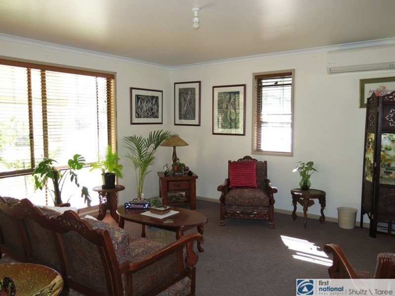 13 Cook Place, Taree NSW 2430