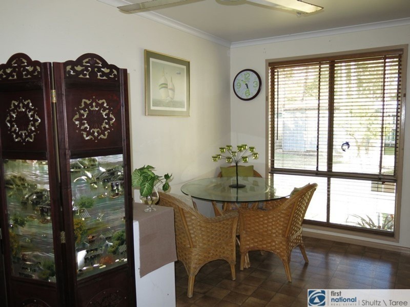 13 Cook Place, Taree NSW 2430