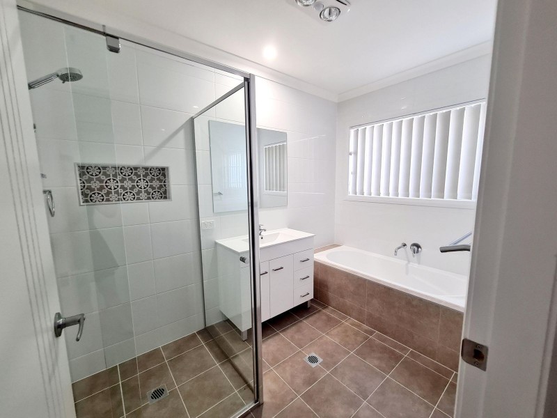97a Talawong Dr, Taree NSW 2430