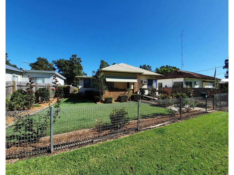 31 Pitt Street, Taree NSW 2430