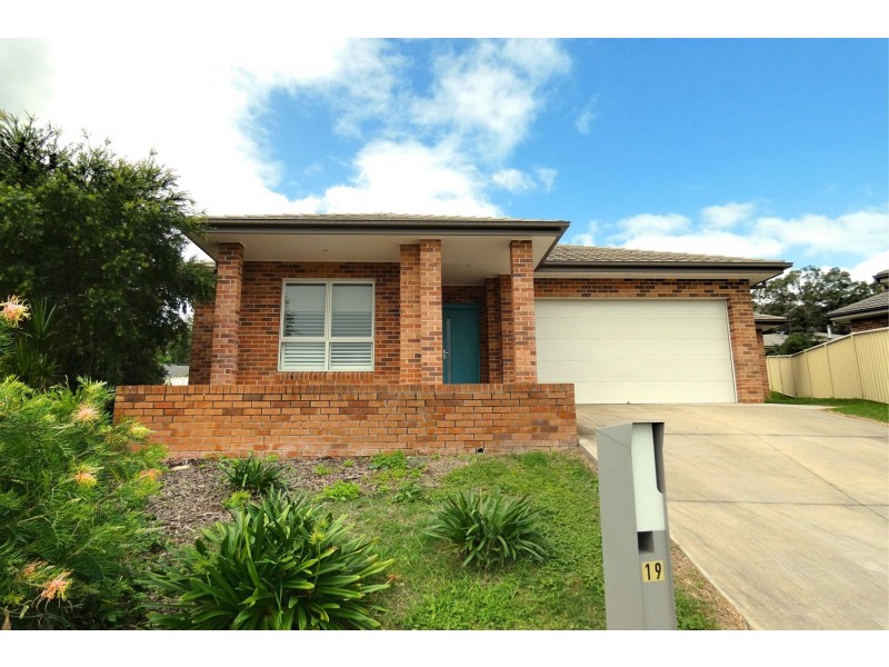 19 Duranbar Place, Taree NSW 2430