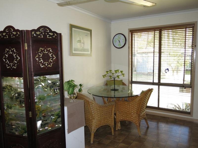 13 Cook Place, Taree NSW 2430