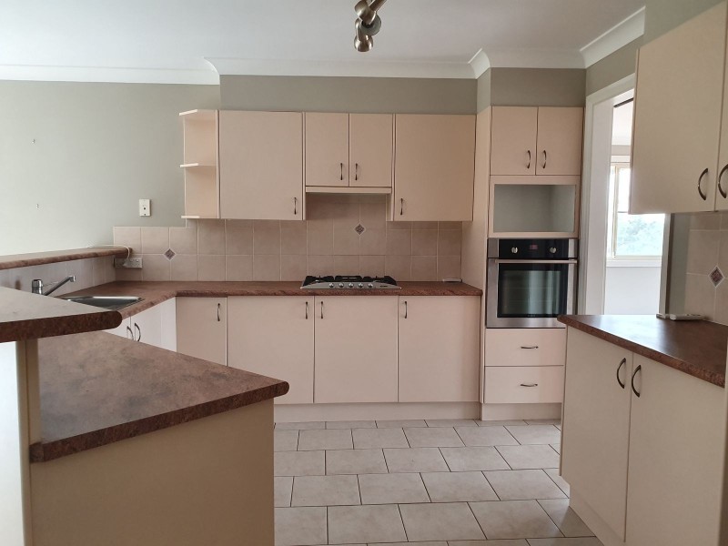 16 Killawarra Drive, Taree NSW 2430