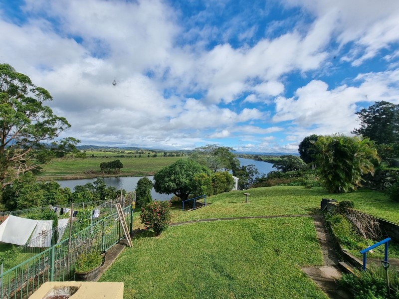 20 Cowan Road, Taree NSW 2430