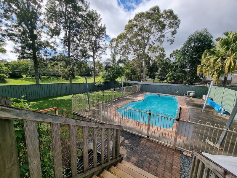 37 Bayview Crescent, Taree NSW 2430