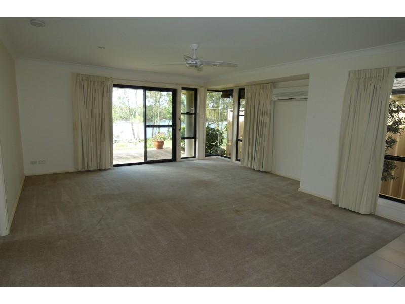 1/5 Gregory Close, Taree NSW 2430